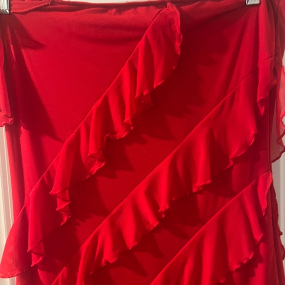 Bandeau Ruffle Detail Maxi Dress in Red - Picture 8 of 9